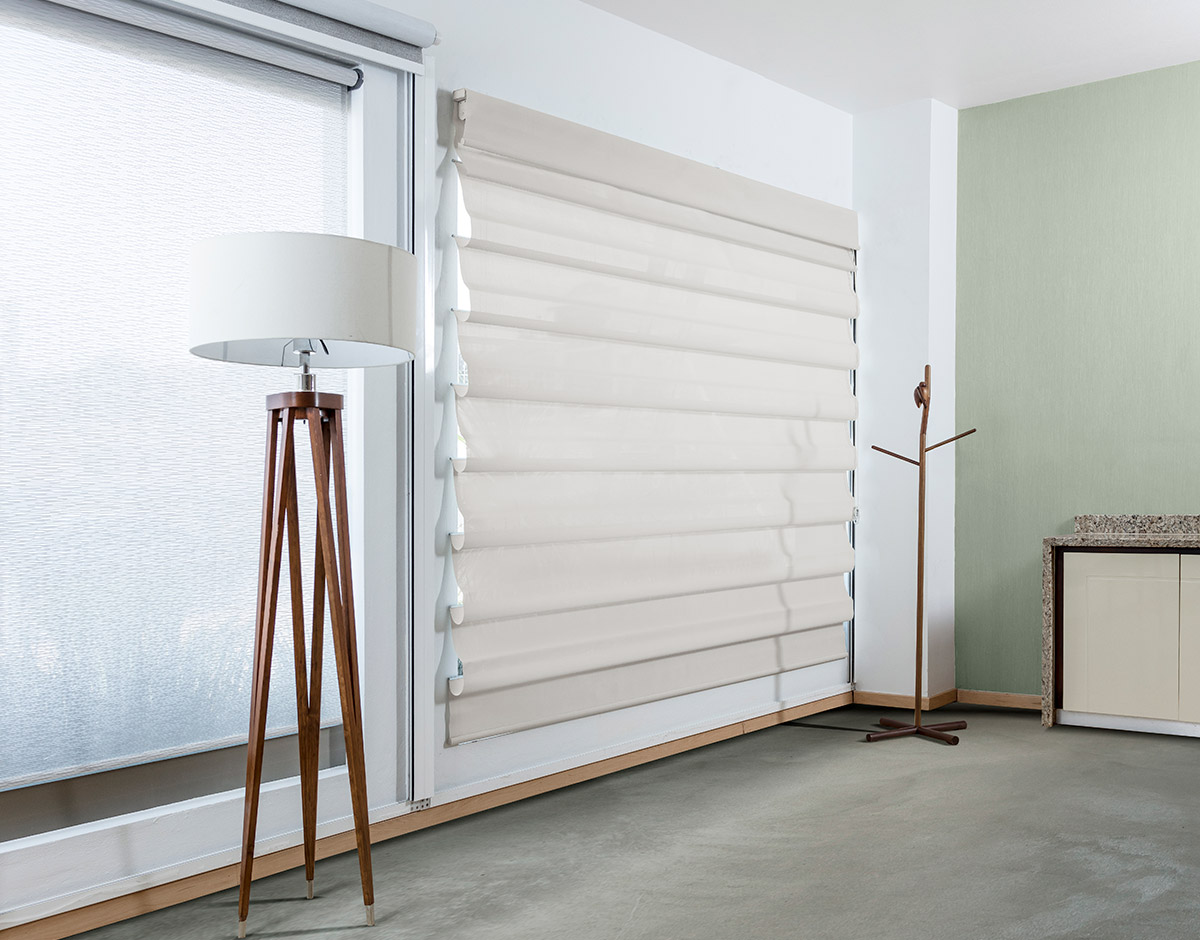 ROMANAGOTA_SCREEN4000_CHALK_RENDER