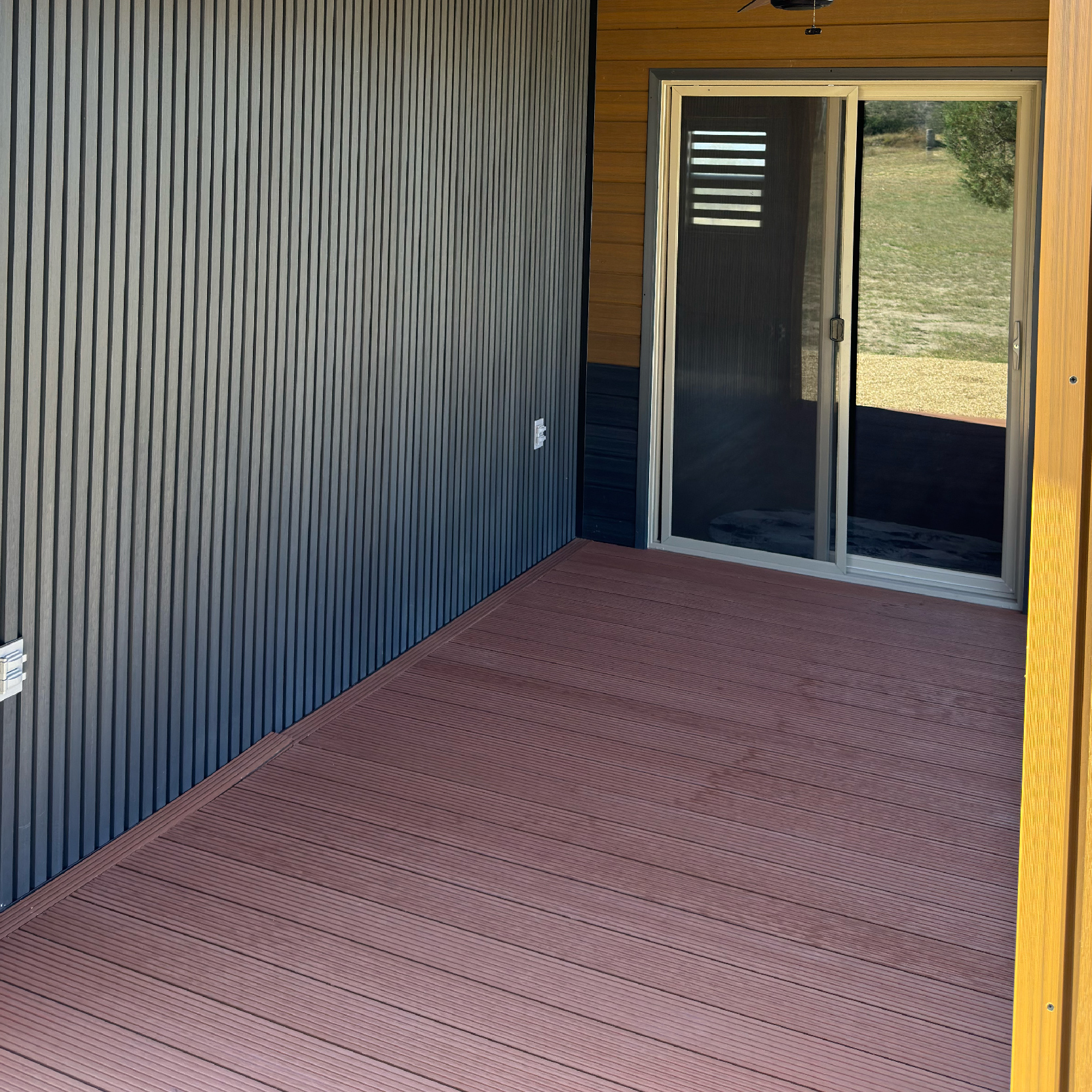 Deck_Mesa de trabajo 1